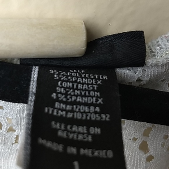 TORRID Key Hole Back Knit Tank Top Size 1X - Picture 8 of 8